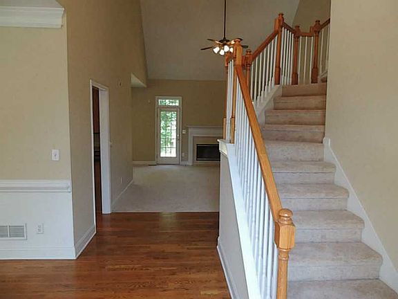 2nd image of 5812 Wembley Dr