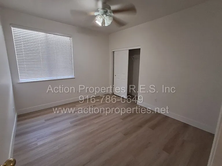 6145 Crater Lake Dr — Photo 9