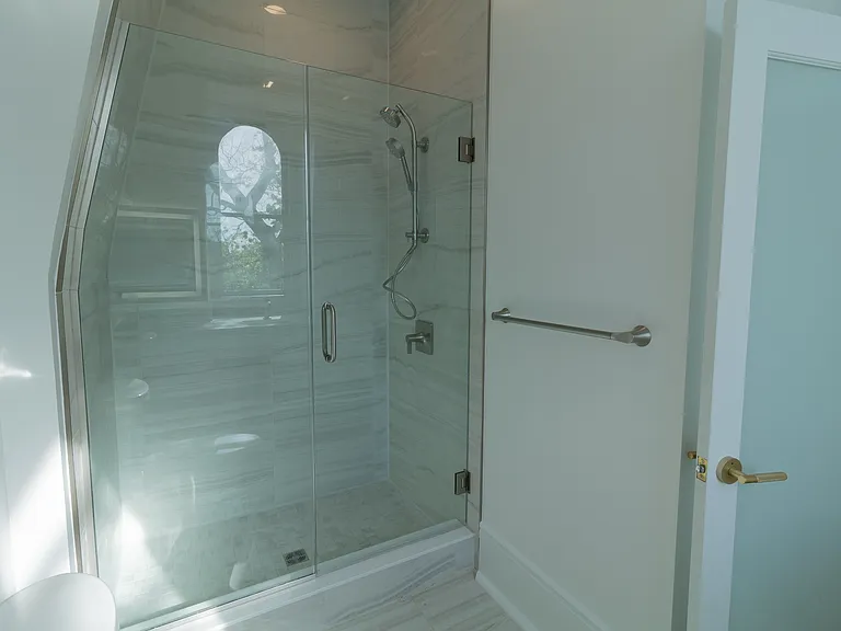 17 N Pearl St #4 — Photo 12