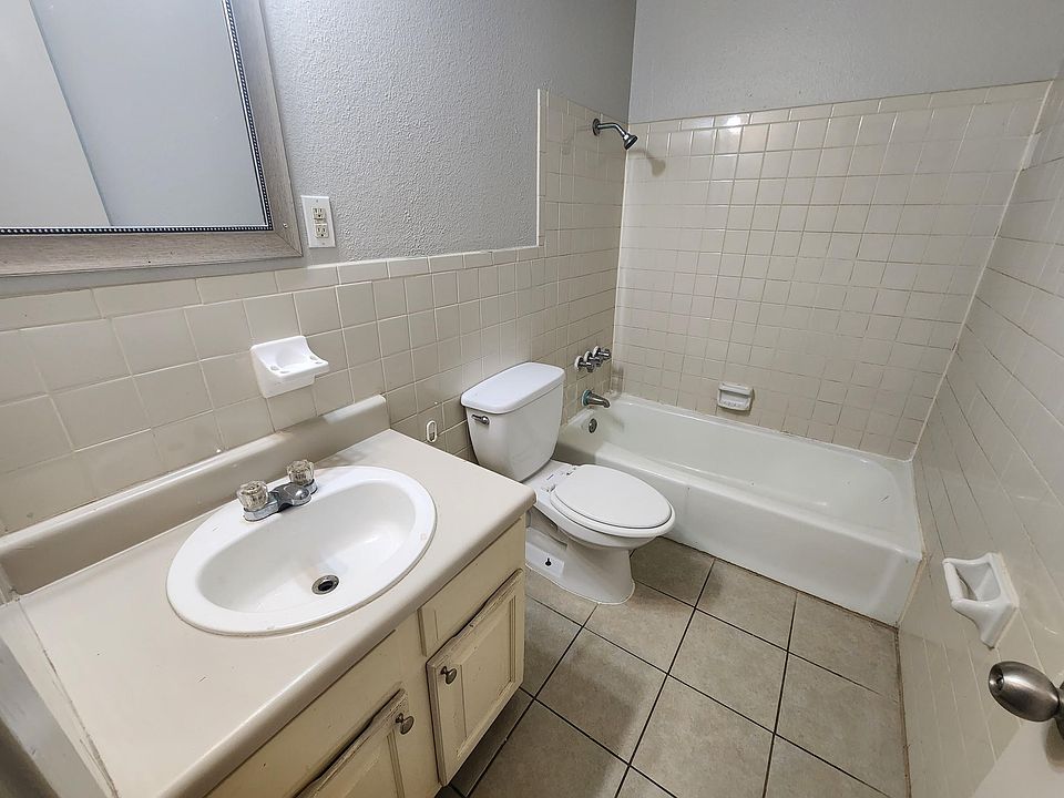 1st image of 3518 Arapaho Trl #32