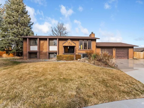 560 E 14 N, Mountain Home, ID 83647