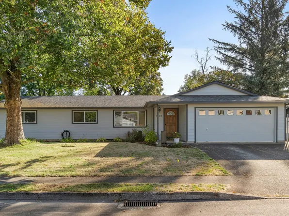 1438 SE Cochran Dr, Gresham, OR 97080