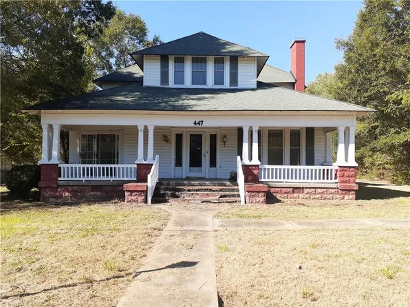 447 Cascade Ave, Eden, NC 27288