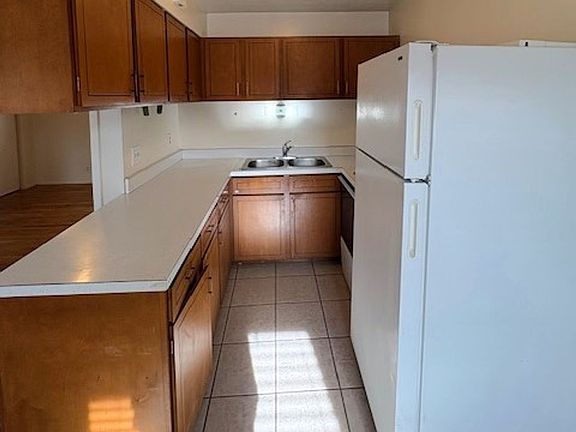 5th image of 131 S McClelland St APT 3