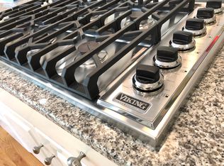 6 Charles Davis Dr, Wenham, MA 01984