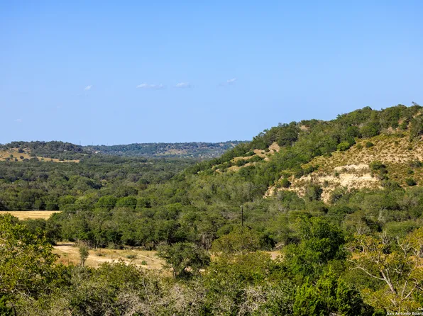 100 Delaware Creek Road, Blanco, TX 78606