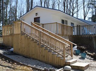 20 E Clute Rd, Boyne City, MI 49712