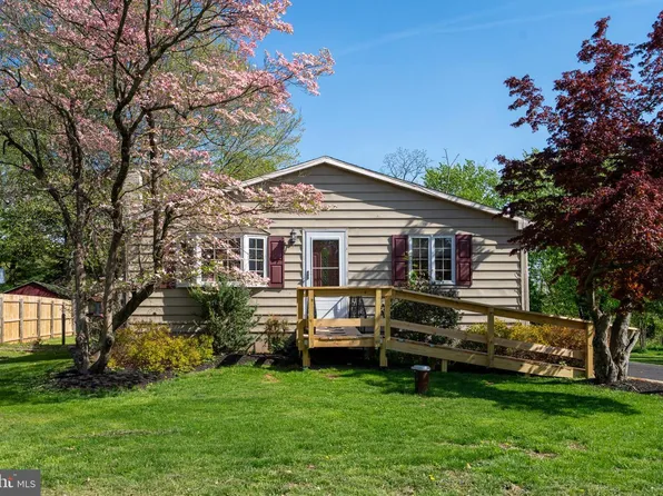 514 Fairhill Rd, Hatfield, PA 19440