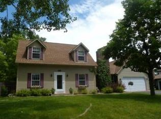 6005 Creek Ridge Ct, Minnetonka, MN 55345