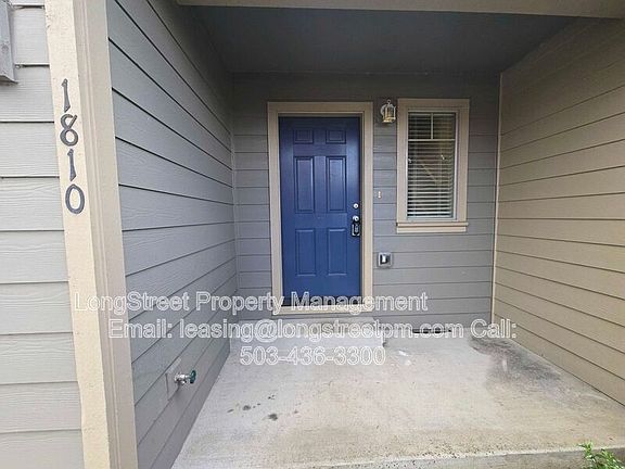 3rd image of 1810 College St