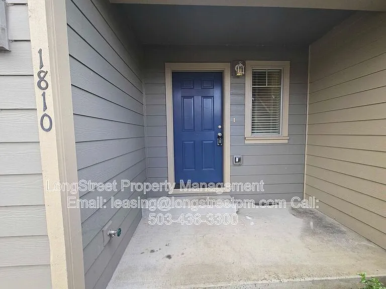 1806 College St — Photo 8