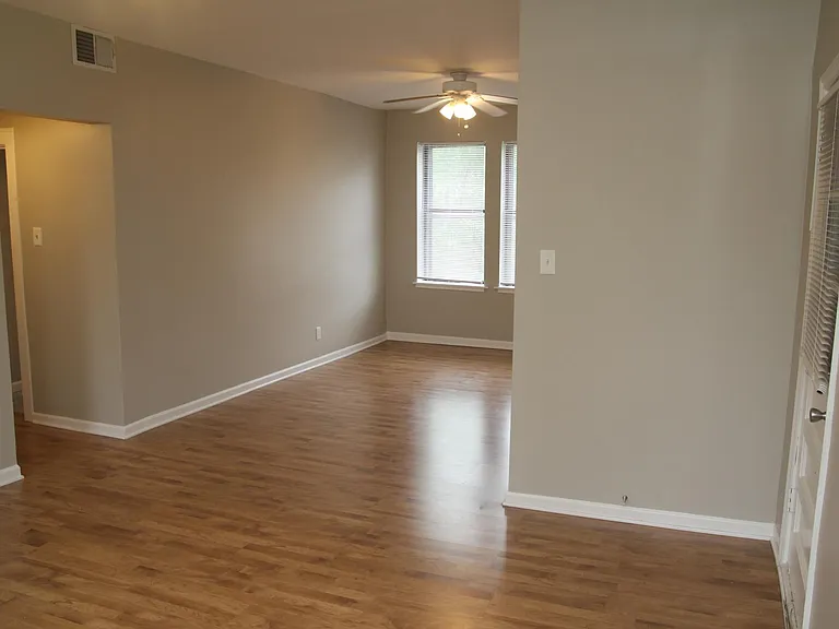 821 Westgate Ave #2S — Photo 2