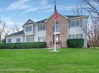 350 Old Deal Rd, Eatontown, NJ 07724