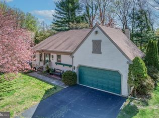 4 Victoria Ct, Hockessin, DE 19707