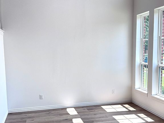 5th image of 4413 Cranwood Dr