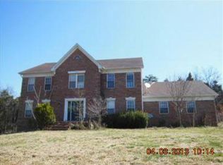 10661 Schaeffer Ln, Nokesville, VA 20181