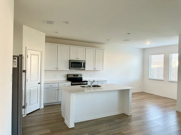 5119 Winterberry Dr — Photo 11