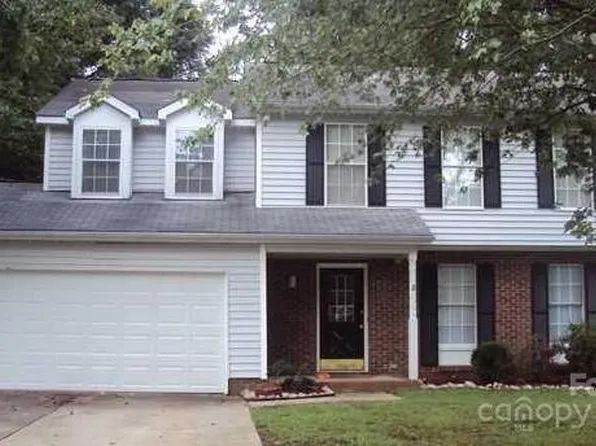 10006 White Cascade Dr, Charlotte, NC 28269