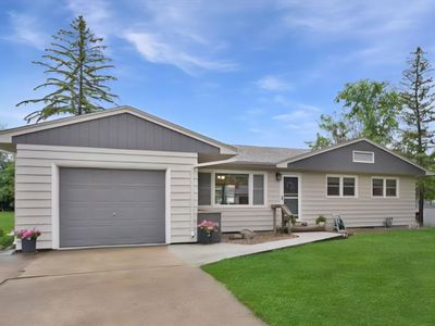3202 Pridemore Dr, Cedar Falls, IA, 50613