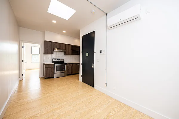 Rented by Oxford Property Group | media 25