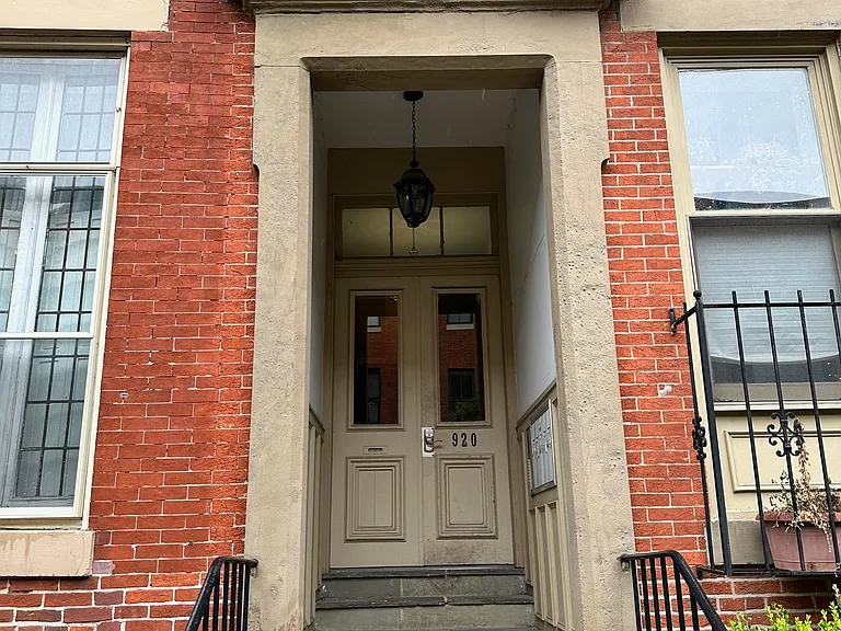 920 N Calvert St #3R — Photo 3