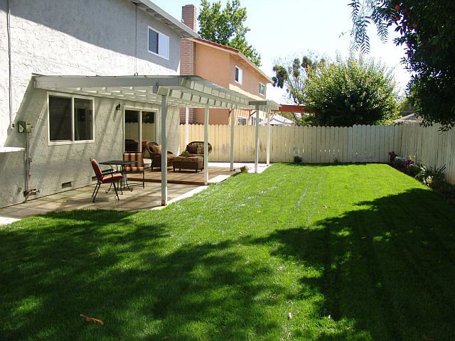 2nd image of 704 Georgetown Pl