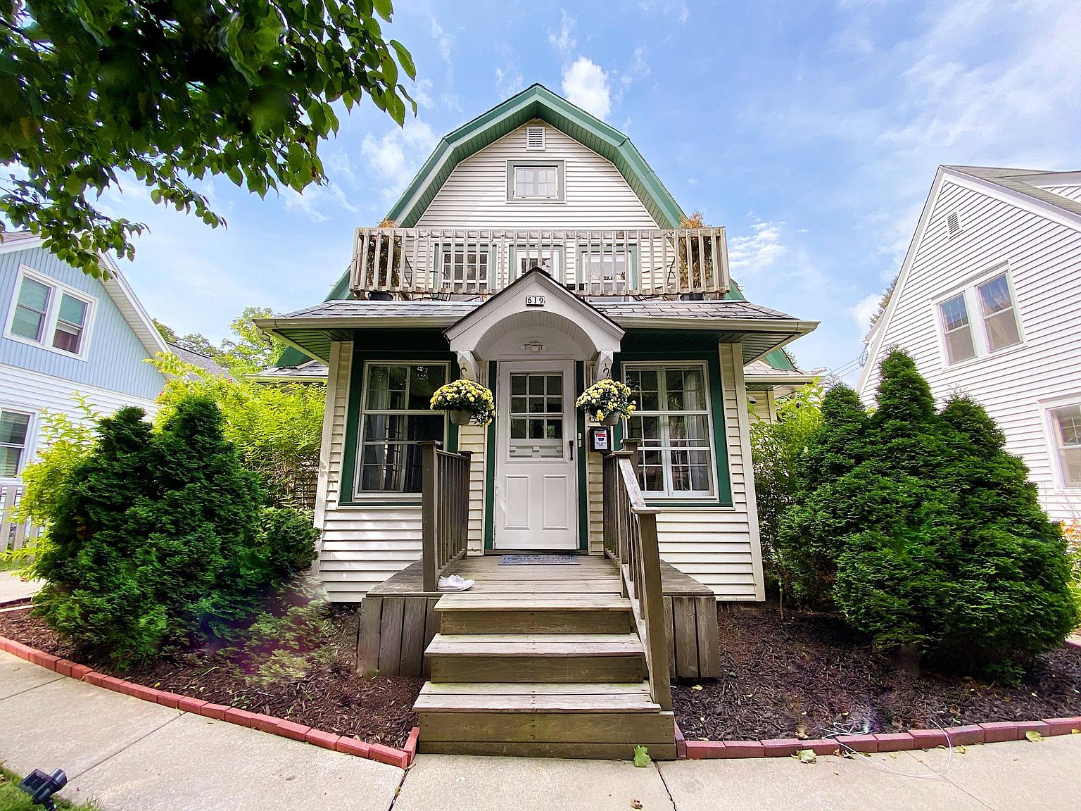 619 N 63rd St, Wauwatosa, WI 53213 Zillow