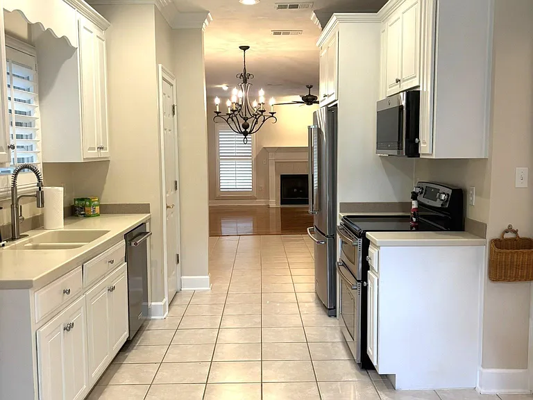 8970 Eagles Ridge Dr — Photo 37