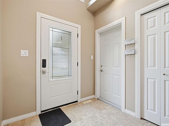 3rd image of 512 Ens LANE