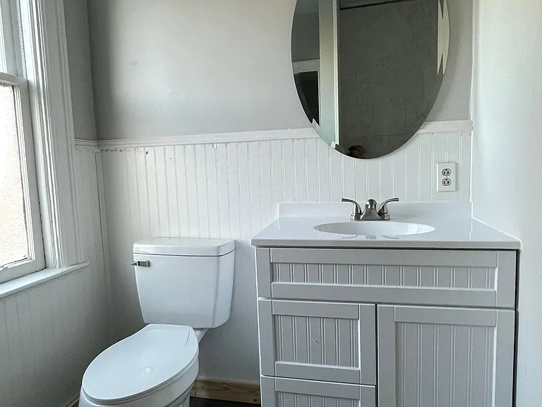 2nd fl bath