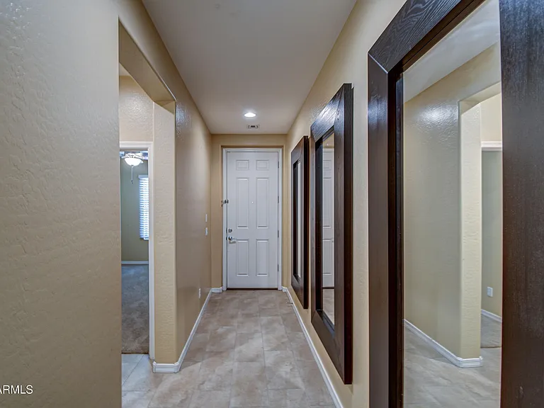 3114 E Franklin Ave — Photo 2