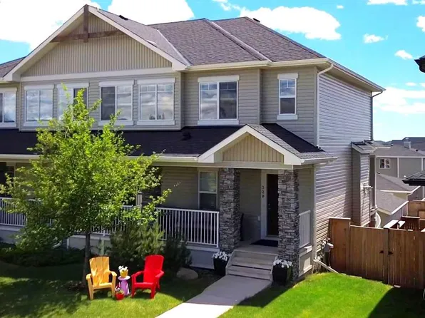 320 Rainbow Falls Way, Chestermere, AB T1X 1W5
