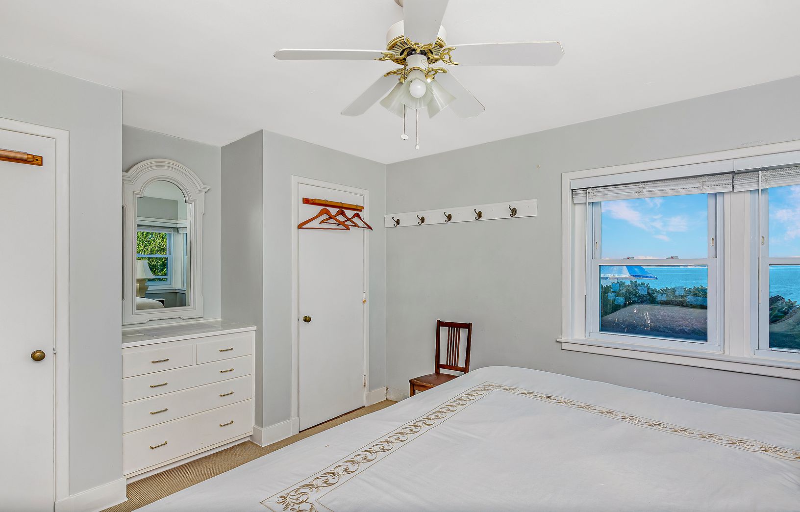  Reverse Primary Bedroom