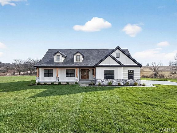 3rd image of 108 Harvest Glen Ct