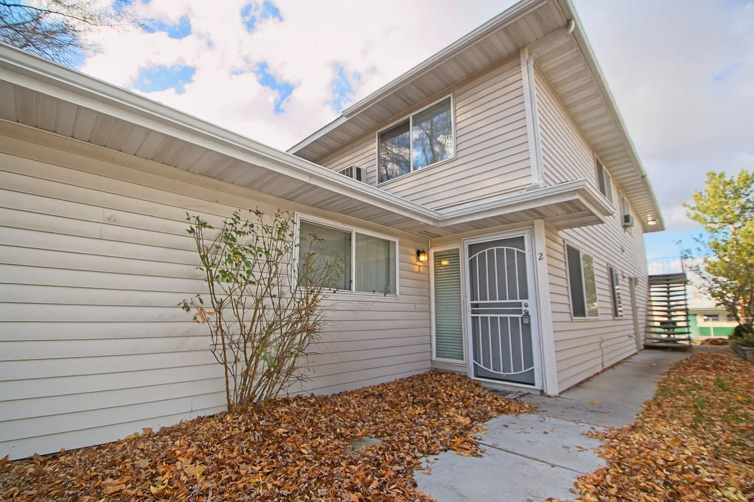 2 bed, 882 sqft, $1,500 — Photo 1