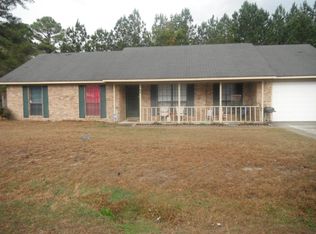 65 Hunters Branch Dr, Allenhurst, GA 31301