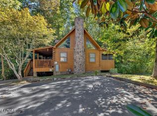750 Kings Hills Blvd, Pigeon Forge, TN 37863