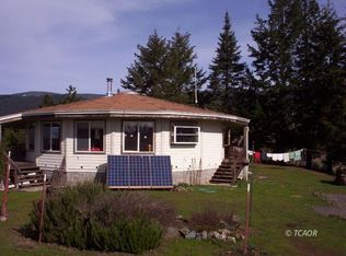 1004-1008 Zenia Bluff Rd, Zenia, CA 95595