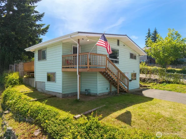 3105 13th Street, Bremerton, WA 98312