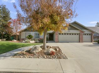 631 Rolling Hills St, Exeter, CA 93221