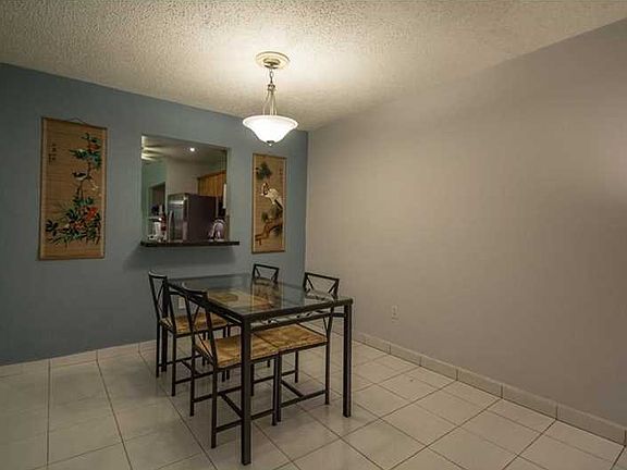 5th image of 4012 Estepona Ave #2-3