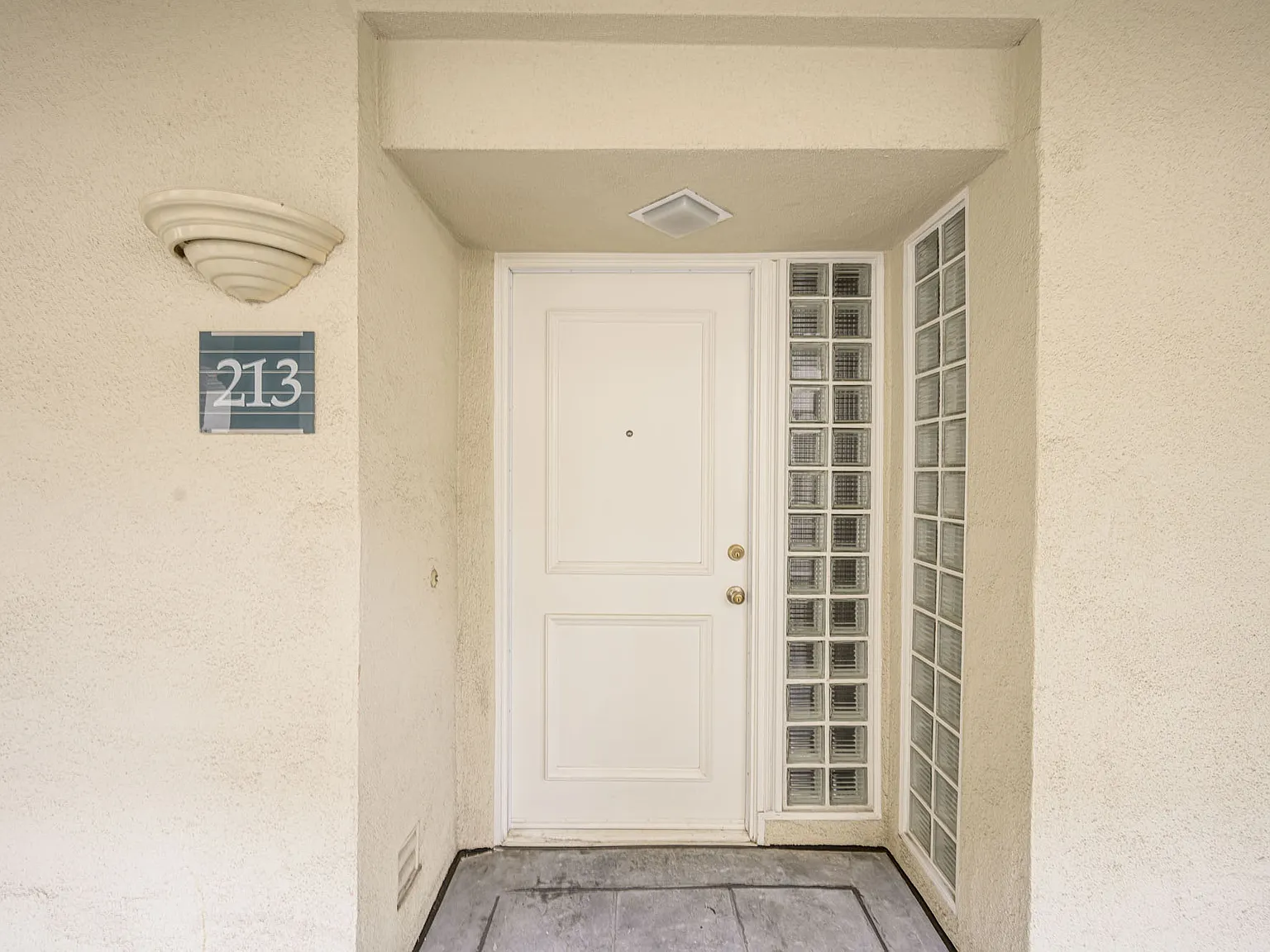 1 bed, 952 sqft, $2,800 — Photo 2
