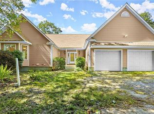 7 Evergreen Ter, Seymour, CT 06483
