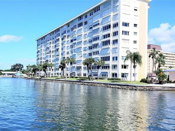 4750 Cove Cir APT 304, Saint Petersburg, FL 33708