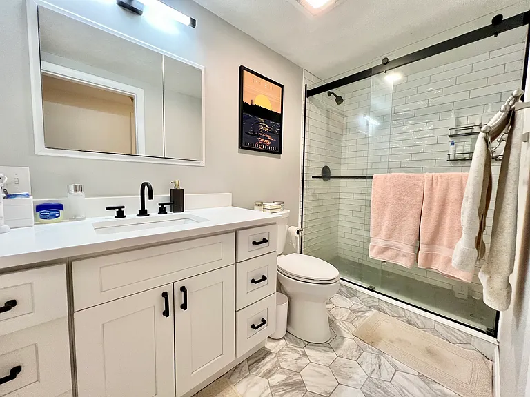 96 Commercial St #3 — Photo 11