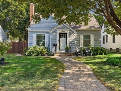 1361 Highland Pkwy, Saint Paul, MN, 55116