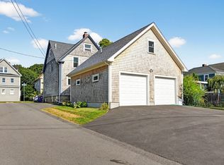 32 Green St, Fairhaven, MA 02719