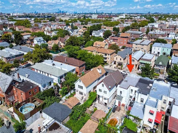 1722 70th Street image 5 of 28