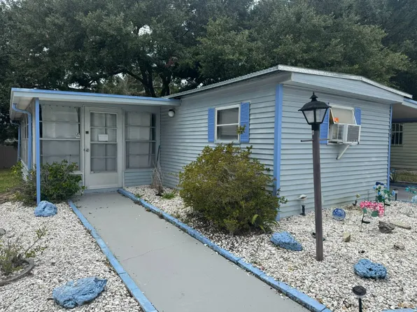 109 Pioneer Ln, Valrico, FL 33594