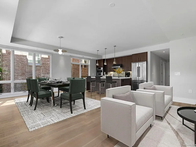 2225 California St NW #302 — Photo 3
